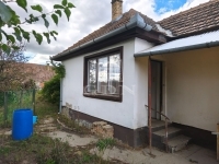 Eladó családi ház Cegléd, 38m2